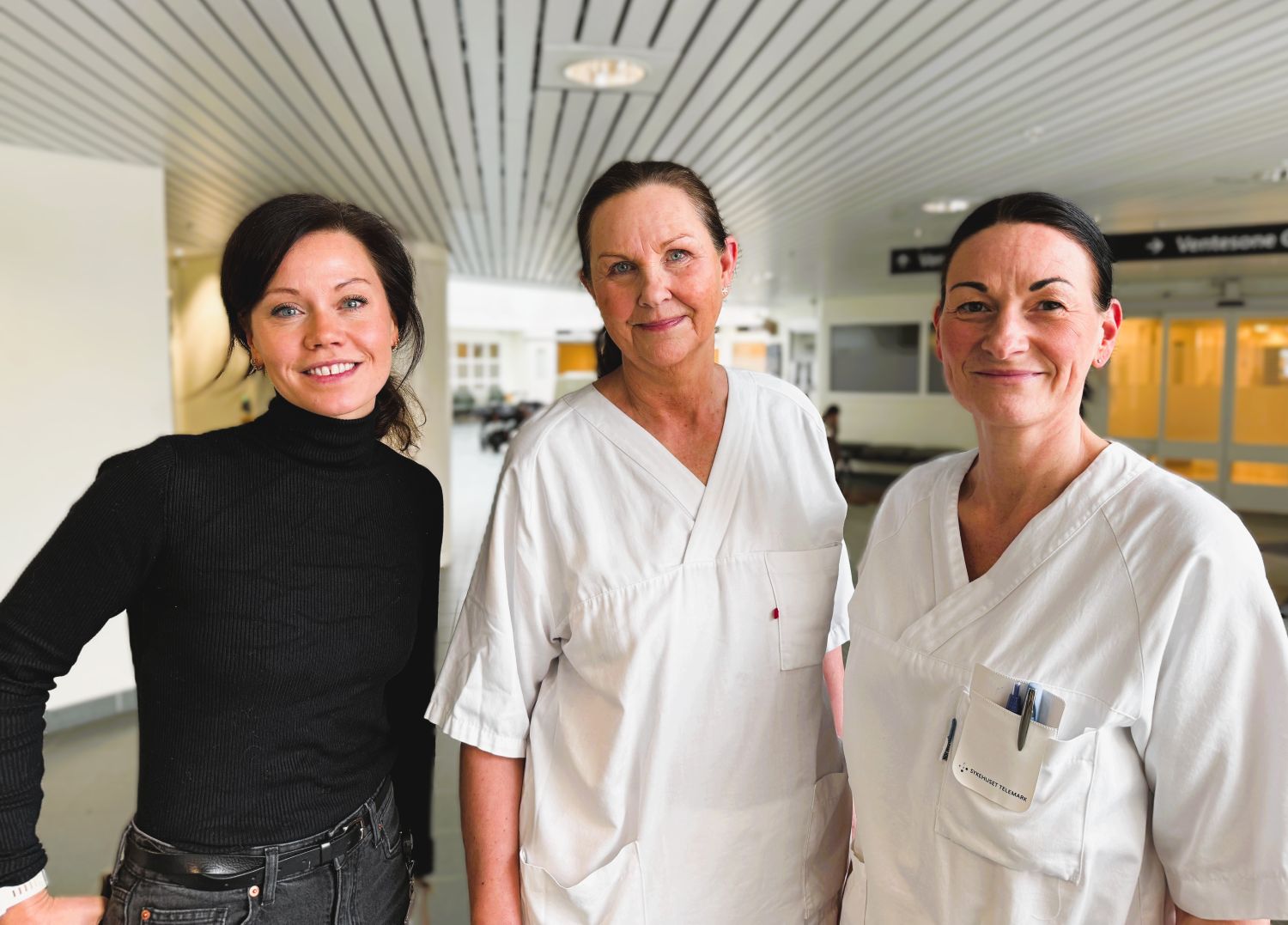 Terese Gjærum (Koordinerende enhet) sammen med Inger Mona Kittilsen (kirurgen3) og Ann Iserid Vik-Johansen (Øre-Nese-Hals) som sammen med sine respektive avdelinger er med i pilotprosjektet.