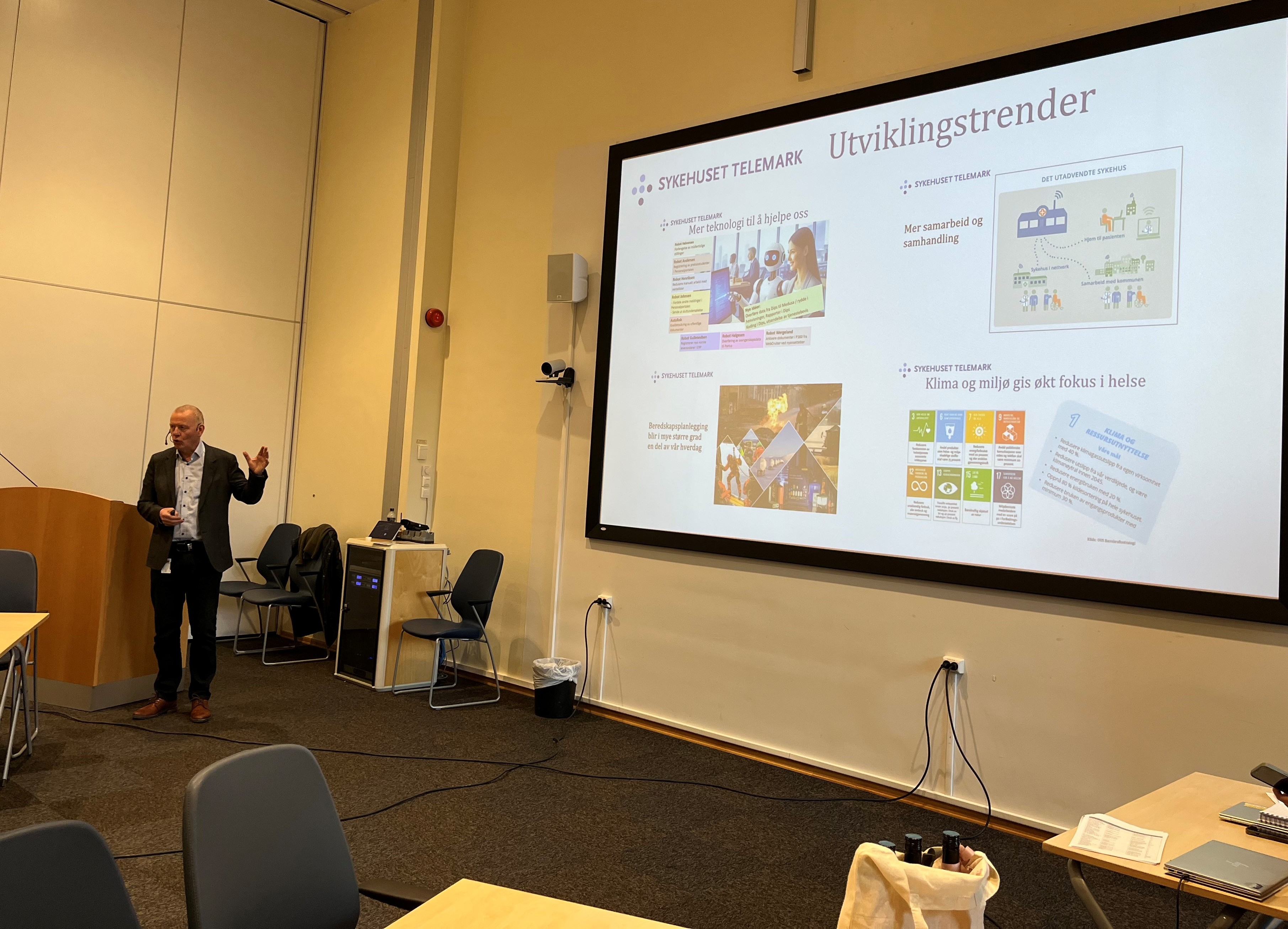 En person som holder en presentasjon