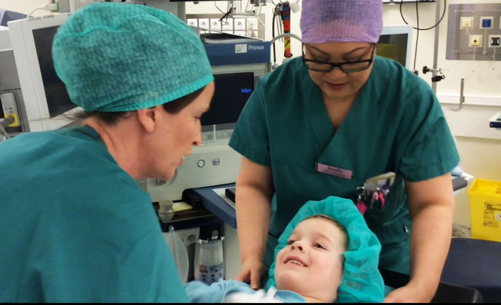 Illustrasjon - Mats er kommet til operasjonsstua