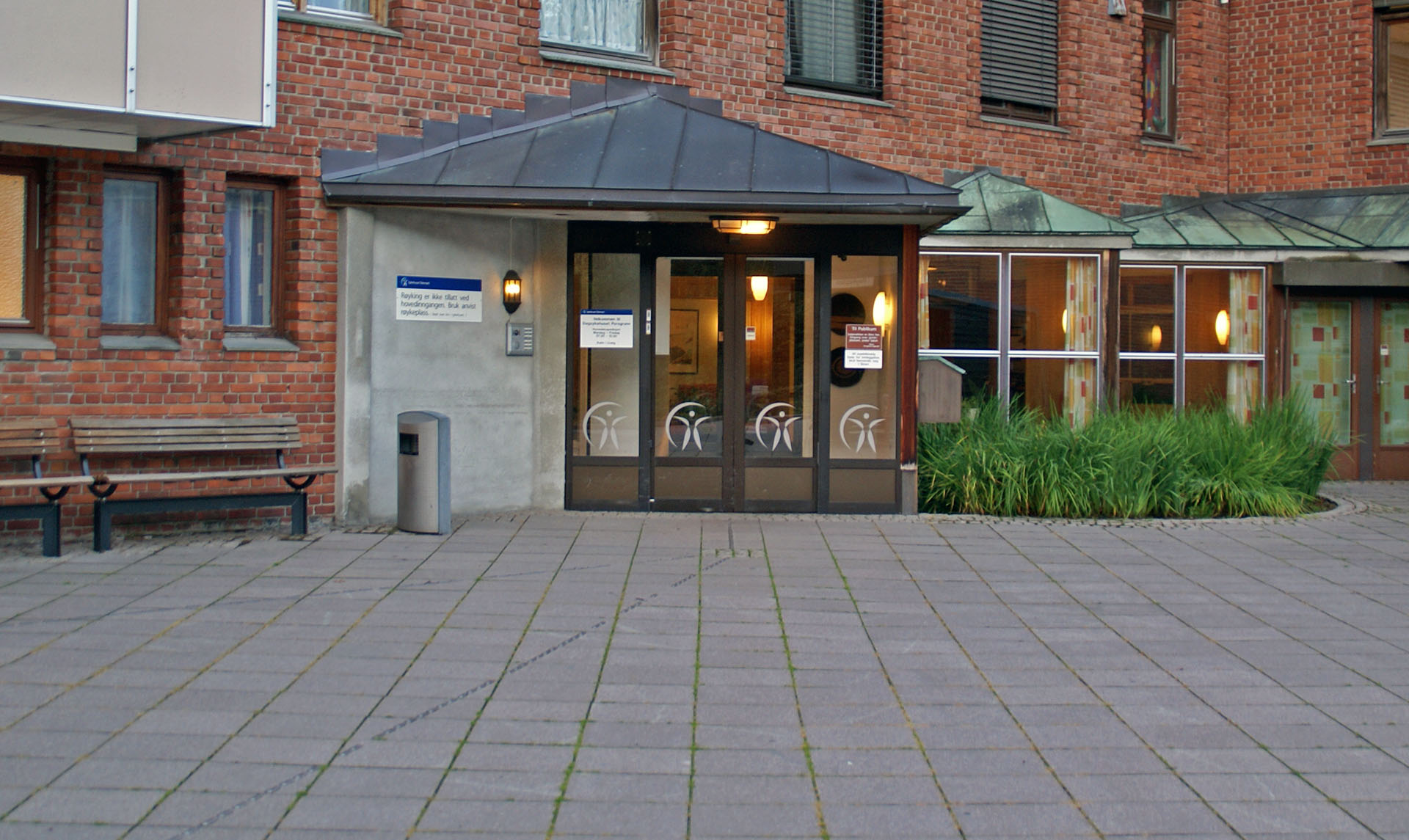 Inngangsparti hovedinngang i Porsgrunn (somatikk)