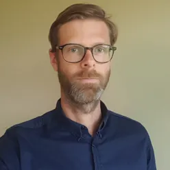 Øystein Lunde Holla