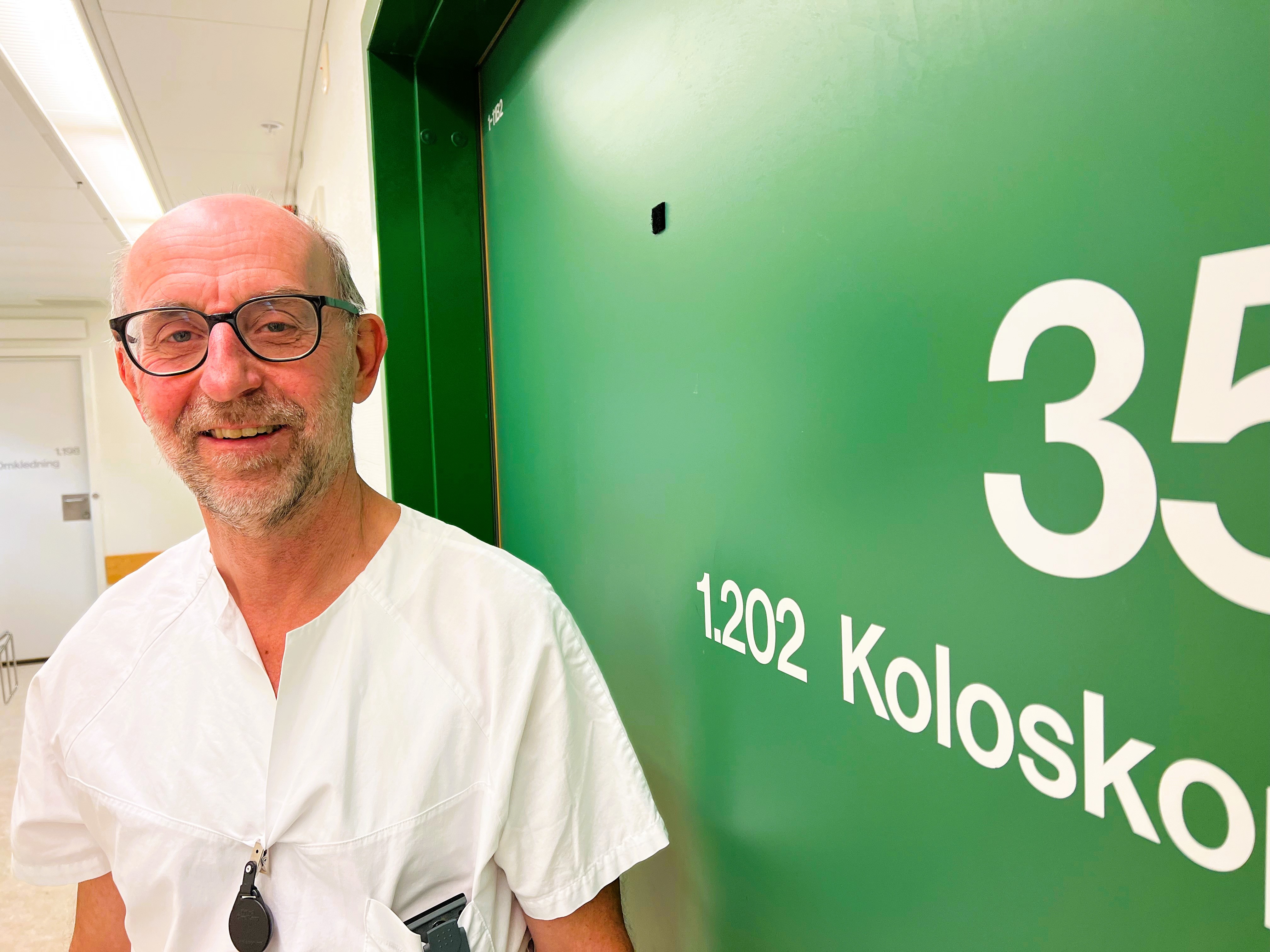 Gert Huppertz-Hauss, som er overlege i fordøyelsessykdommer i Sykehuset Telemark og faglig ansvarlig i Gastronet, jobbes det nå med å forbedre endoskopiferdighetene hos alle - både i utdanningen av nye og i oppgraderingen av erfarne endoskopører.