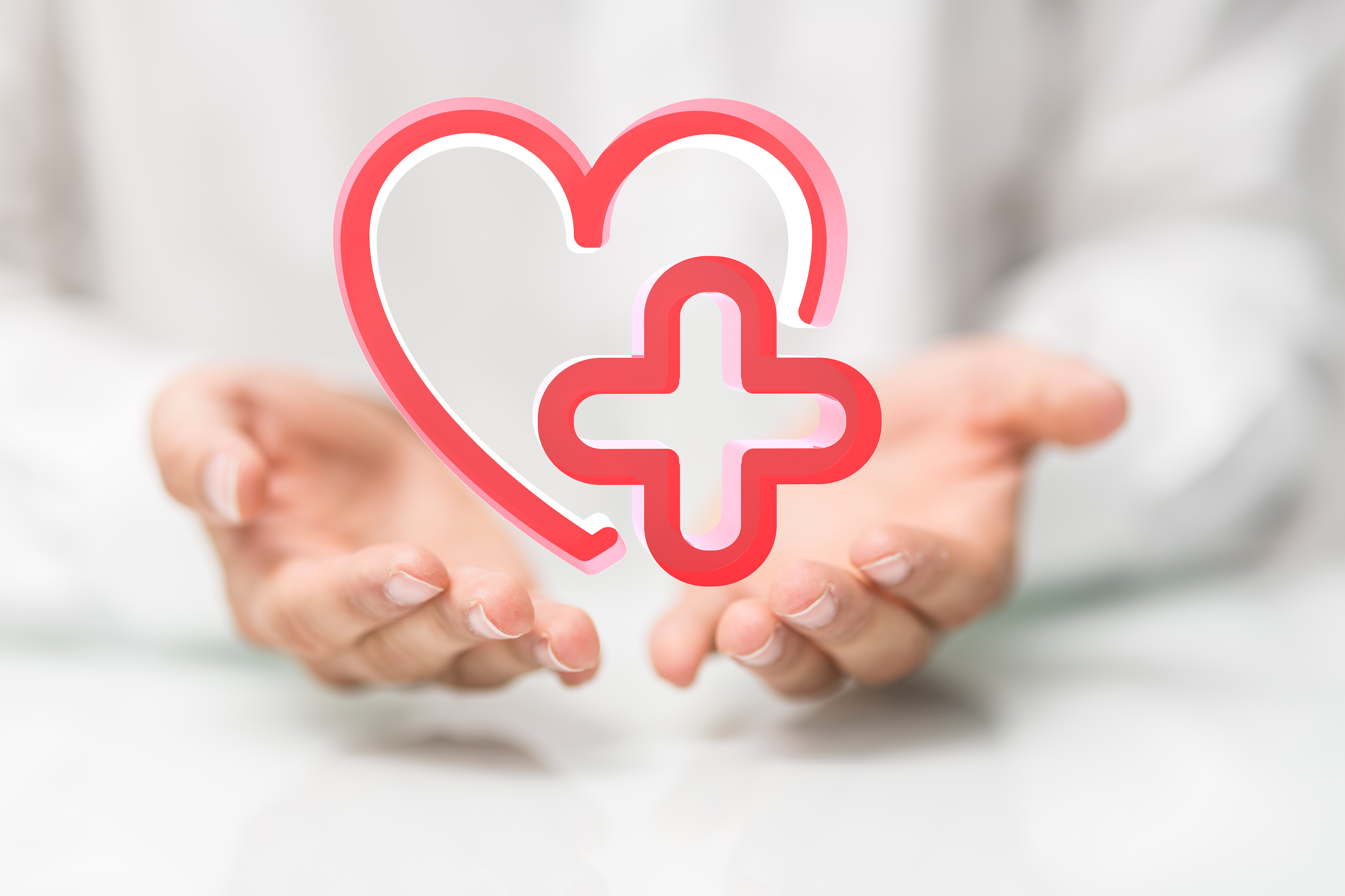 En person som holder et hjerte